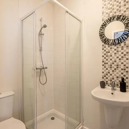 펜션 Stunning 5 Bedroom 5 En-suite Victorian House In