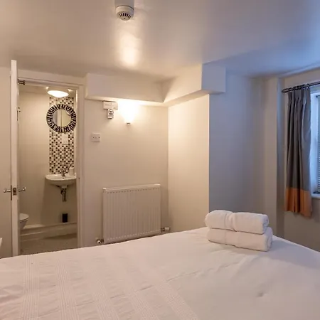 בית נופש Stunning 5 Bedroom 5 En-suite Victorian House In *